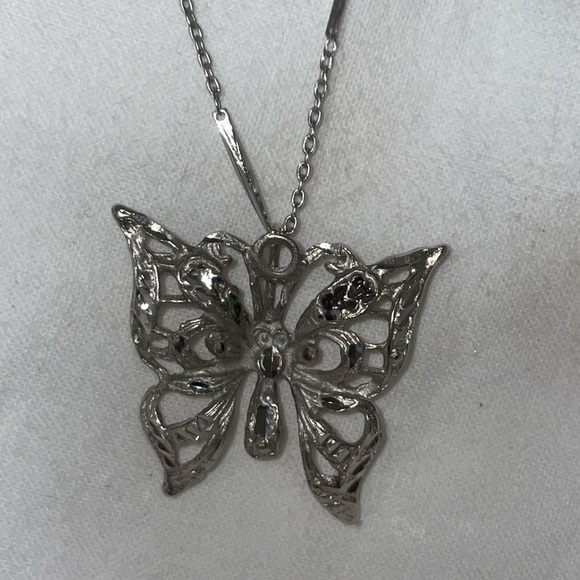 Vintage Sterling silver shaved cut out metal butterfly pendant necklace spring - Picture 1 of 3